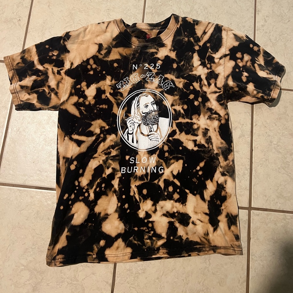 Zig Zag Tee